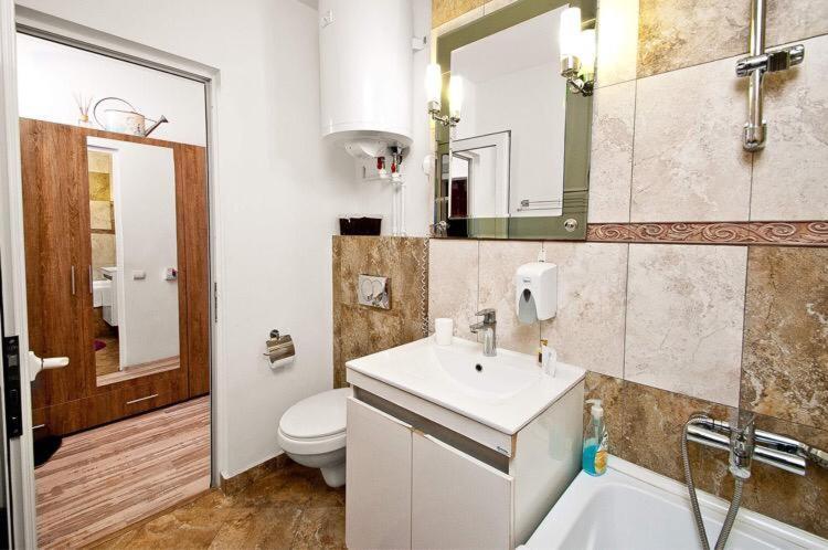 Lyla Apartment Galaţi Εξωτερικό φωτογραφία